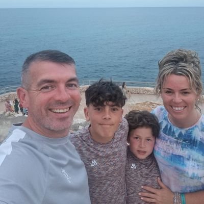 Have a great wife,Proud Dad of two,Liverpool fc are boss 
Co Manager Maghull Fc 14's 👍👌⚽️🕺