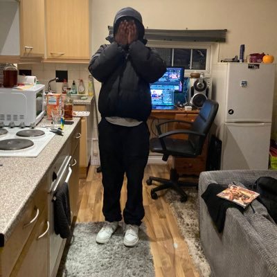 urgrlgvesdome's profile picture. Dr.DOME.  i stepped on a corn flake, now im a cereal killer. ig - @urgrlgvesdome