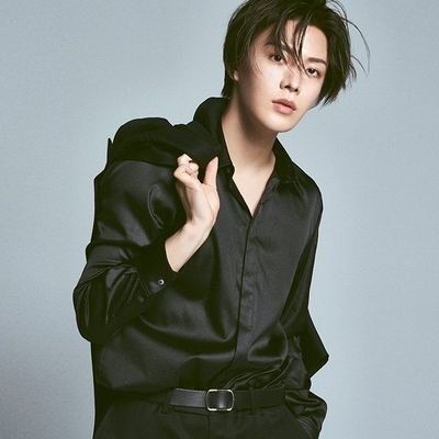 YUTA.