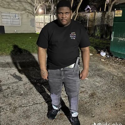 grownassh's profile picture. pussc