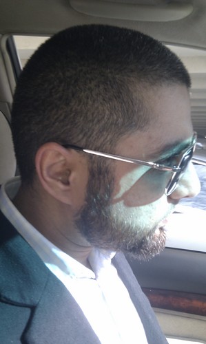 HashirDroid's profile picture. Whoever said Bio would fit in one like was absolutely right !