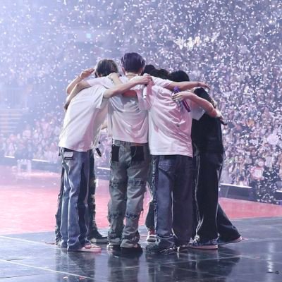 just a normal person who is obsessed with 7 Angels( fan account )
دارای خون پرتقالی 🍊🧡
a sunsunist and a swiftgene forever