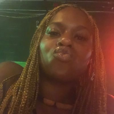 I'm a mom☺️🥹 single and gay gay!! I'm on my spiritual journey, all positive so gtf with everything else.