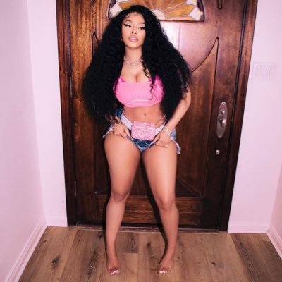 stream Barbie World ! NICKI IS QUEEN 👑. Only Stan Nicki. not a hybrid account 🦄💕