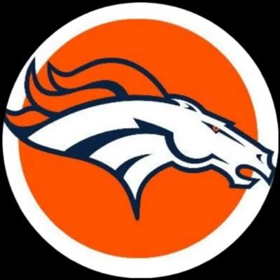 Grupo de fans de los Denver Broncos en Puebla, México.