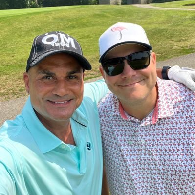 From South Jersey and live in Newburgh, IN. Caddy @golfVNGC. TCR and ATM Consultant for FIs @acgworld. Business Manager and Publicist for @luciusechomusic