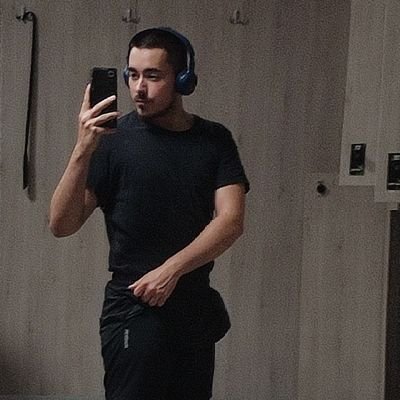 cascaless39's profile picture. -En alemania porque me dio un venazo🤡     
          Wenn du das liest, schuldest du mir einen Kuss haha