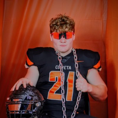 Class Of 2024 || RB, FB, NG || Coweta HS (OK) || 4.7 40 yd || 4.27 5-10-5 || 515 squat, 315 bench | 205 lbs || 5’9 ft || footballch21@icloud.com || 918-694-0427