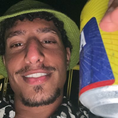 shalevzz11's profile picture. איך זה עובד שמישהו יסביר בבקשה