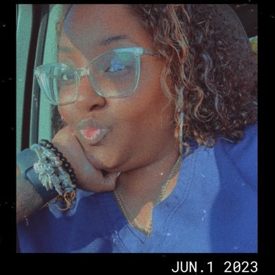 9otta_luv_it's profile picture. ♡living ma life♡
      kashmir ♡ kamill
♡aiming higher one step at a time♡