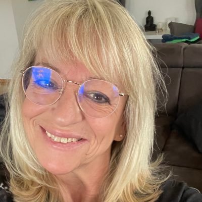 Panikfrau's profile picture. 