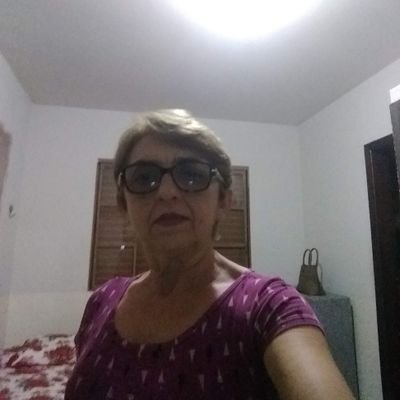 mãe da Ellen e da Thaís, vó da Elise.
esquerdista feliz!😀