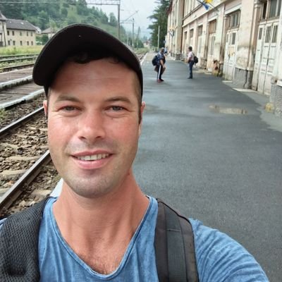 IonutDaniel33's profile picture. 