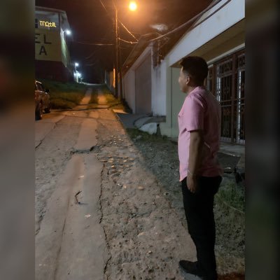 PerdooM0's profile picture. “Cuando sale el sol, comienzan los problemas“