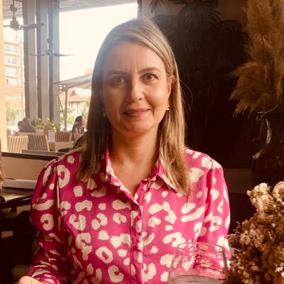 elenamariaf2's profile picture. Abogada