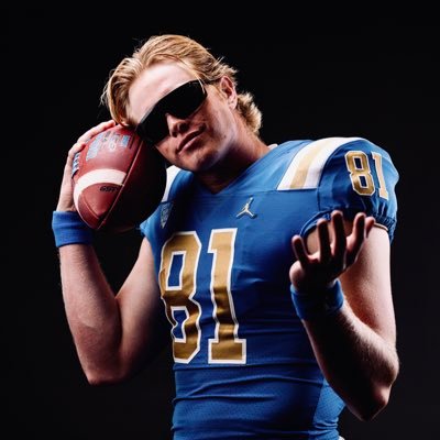 Tight End @ UCLA