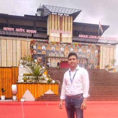 https://t.co/yDGIq5Uyxu.Husband.Father.Akshay kumar's big fan