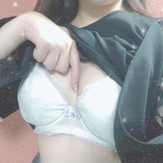 お堅い仕事をしています。見た目はおっとり系ですが、Hは好きです。ご近所さんいるかな?こんな私でもいいですか?28歳ですが経験人数はあまりありません。こういうHなことしたいんです⇨ https://t.co/imSLLMcUm1