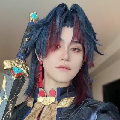 twitch partner; i cosplay anime boys and stream on twitch; new to twitter