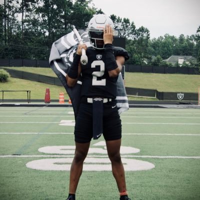 east paulding high school/2/qb1/5’10/165/co,25/1x fbu all American/Track runner/gmail-Bouknightchantz@gmail.com/number: 770-688-9356/gpa:3.2