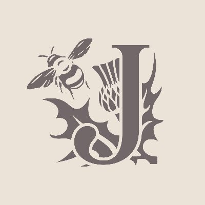 Founded in 1797, the name Johnstons of Elgin is synonymous with the finest quality luxury woollens and cashmere garments in the world, made in Scotland.