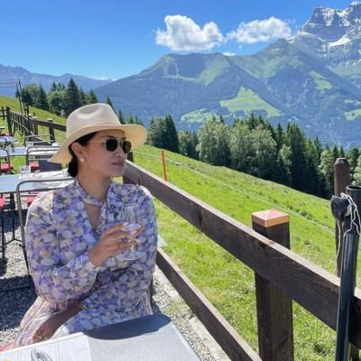 nicol72546's profile picture. Business talk Only