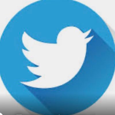 NannySaysNah's profile picture. Retired doc, studious nana