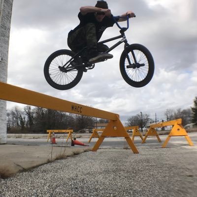 Relishh_'s profile picture. YouTube Partner 190k+ | TikTok 170k+ | Fortnite Glitches | Code- relish #ad