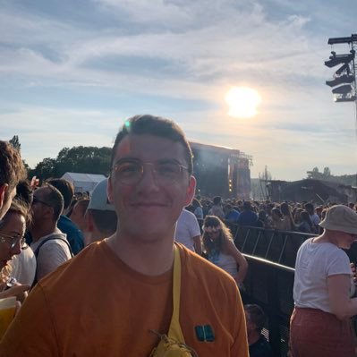 tom_bdgl's profile picture. Cheerful guy