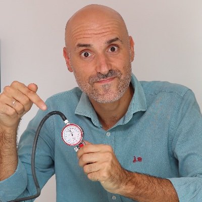 Médico de Familia 📺@DespiertaCSur 📻@RadioSevilla #️⃣ #LaSaludEnferma 📚#TePuedoHablarClaro #VengodeUrgencias #VengoSinCita 🎭Con @lossindrome @_ManuSanchez_