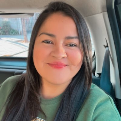 Deejaay.. Además soy Organizadora de eventos sociales y corporativos