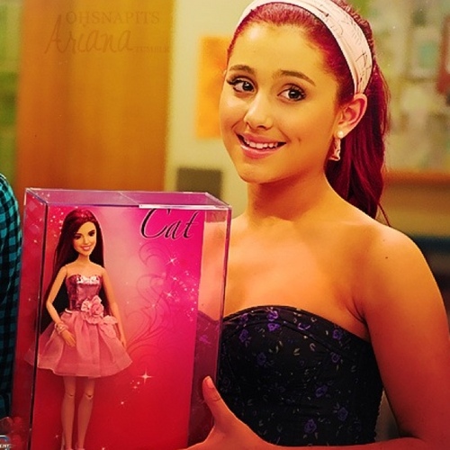 ForArianax3's profile picture. This is the official page of the #ArianaArmy :] ♥