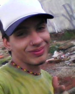 eu me inspiro em jahrastafari e nas palavras sabias do meu mestre qe foi bob marley ♪♪♪'