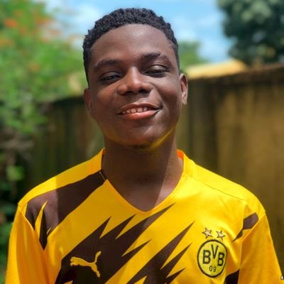 warlock_money's profile picture. Trust because you're ready to risk not because it's safe or certain||Bakɔwale
||Life Is Good😇
||@Cristiano🐐
||Shatta Wale👑
||@Drake🐐
||Hala Madrid⚽🤍