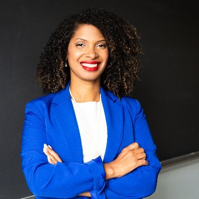 AfroCuban American Ivy League Professor @penn @pennGSE 📚
@MSNBC expert 🎥
Featured 🗞️📺: @BW @redtabletalk The Estefans @NPRWeekend @politico @ForeignPolicy