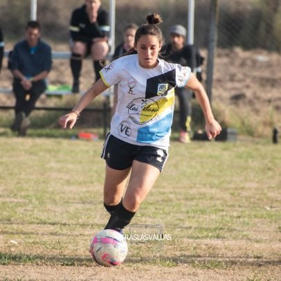 @Cielo_Razzo 🖤🤘🏻
@CARPoficial
 🤍❤🤍
.
Timón FutFem 
🖤💛🤍💙
🔟RICHA