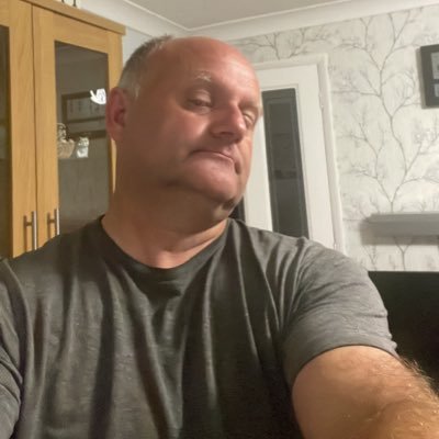 gay man like to meet up with others and can travel to text me out there . don’t be shy. I live in Ipswich Suffolk England ( uk ) meet up in Suffolk England Ips