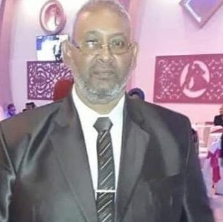 نائب مدير مدرسة ابو الريش قبلى الاعدادية
اخصائى اجتماعى خبير اسوان تربية وتعليم بكالوريوس خدمه اجتماعية 88
ودبلوم الدراسات العليا 92 دبلوم تربوي 2017