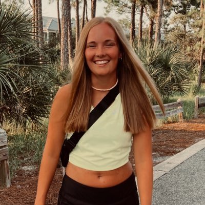 ashleyepoole's profile picture. yee freaking haw