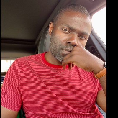 Ear wiggler | Translanguage | Papa de jumeaux | Anti-comprador | THE MAN FROM CAMEROON™ | Often tweeting from NATOland