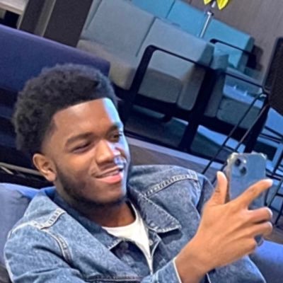 Devv_ved's profile picture. 