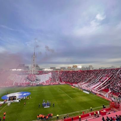 •Hombre Roble
•Hincha y Socio De Fierro De Mi Querido Huracán