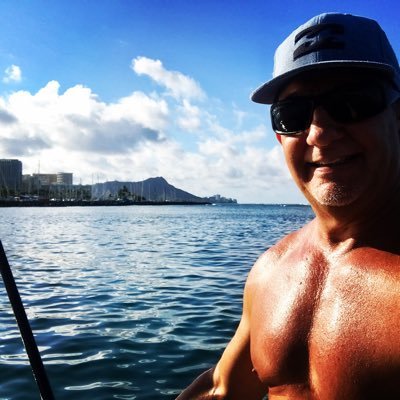 tnttommy's profile picture. Avid stand up paddler in Hawaii