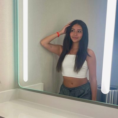 arielaguirreee's profile picture. 