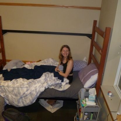 WitteCecilia's profile picture. happy anniversary stephen -christine baranski 

she/her