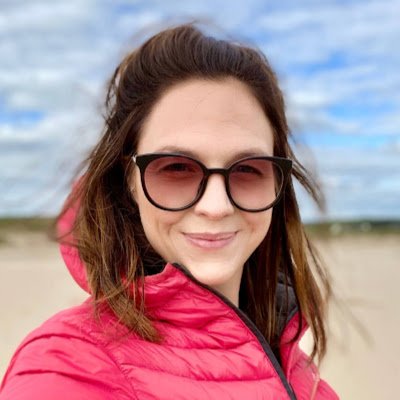 LizKeartonHenry's profile picture.