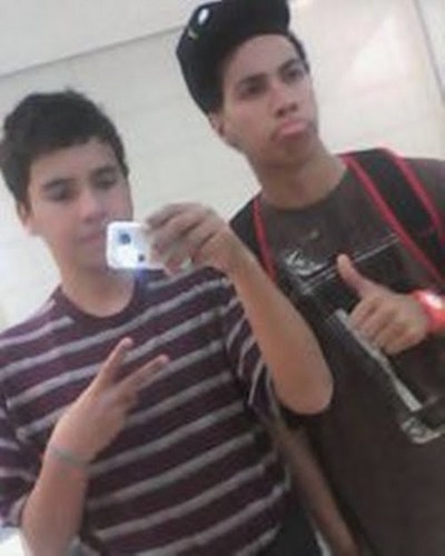 SEGUE AI : @_LNDRS . @_KALLSILVA
