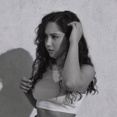 mahyamhn's profile picture. 