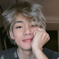 뷔글미뿜뿜💜초딩즈💜 (@nule0735) 's Twitter Profile