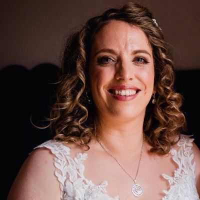 I'm also zenbuffy on masto, bsky and insta, and cakejenerator on insta too. Come find me there. she/her
https://t.co/qVtEPuXa8L - Irish Gender Pay Gap Portal